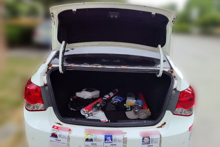 Used Chevrolet Cruze 2013 1.6L SE AT Trunk