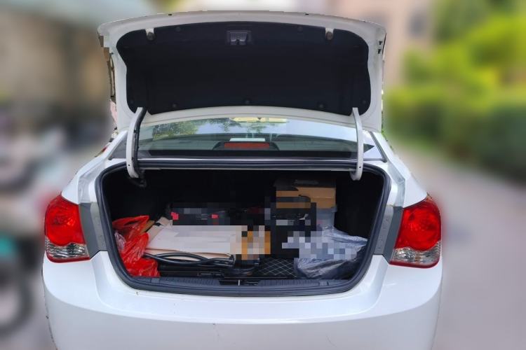 Used Chevrolet Cruze 2013 1.6L SL MT Trunk