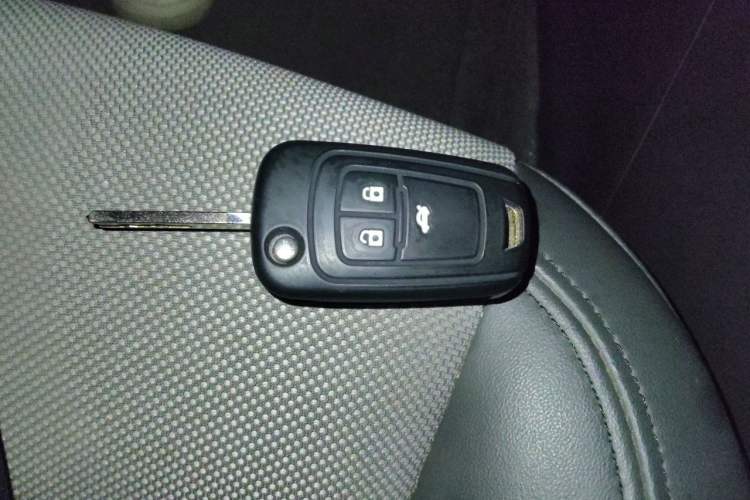 Used Chevrolet Cruze 2013 1.8L SE AT Vehicle Key
