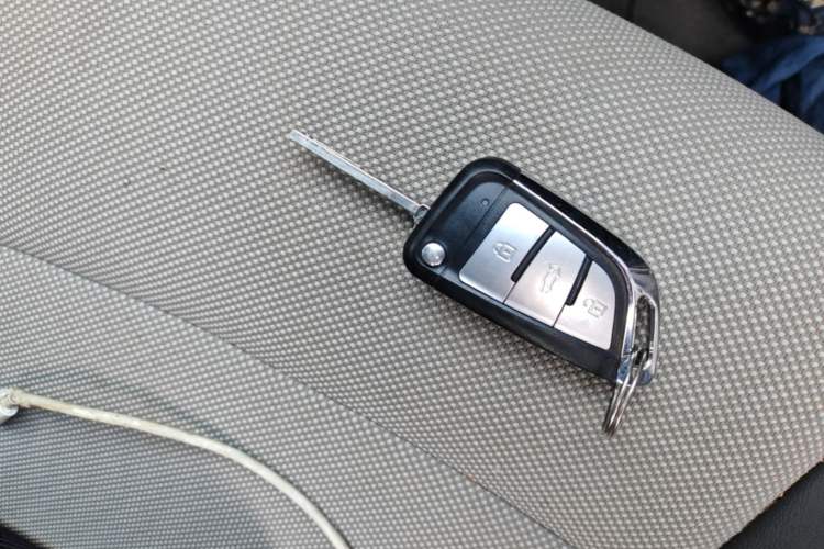 Used Chevrolet Cruze 2013 1.8L SE AT Vehicle Key