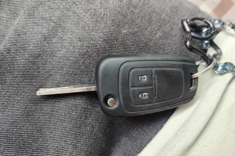 Used Chevrolet Cruze 2013 Hatchback 1.6T Automatic Flagship Model Vehicle Key