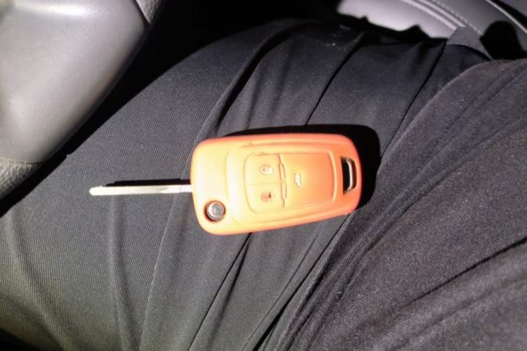Used Chevrolet Cruze 2013 1.6L SE MT Vehicle Key