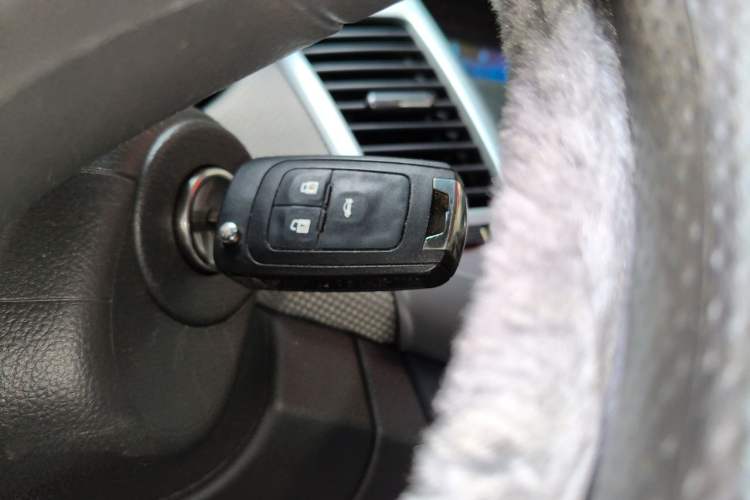 Used Chevrolet Cruze 2013 1.8L SE AT Vehicle Key