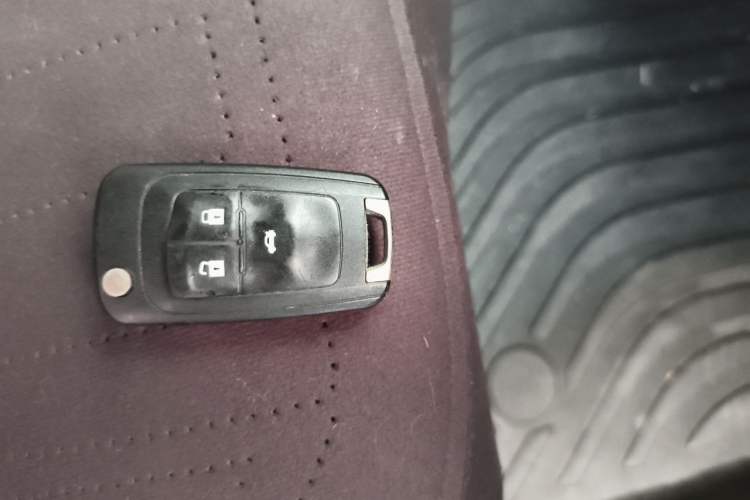 Used Chevrolet Cruze 2013 1.8L SE AT Vehicle Key