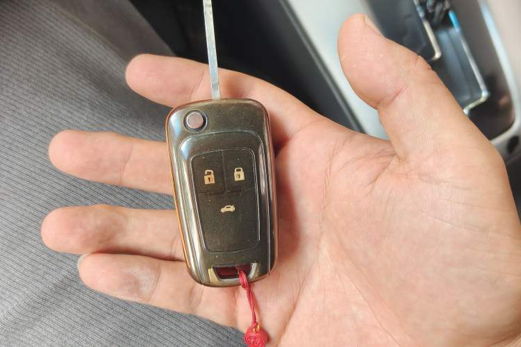 Used Chevrolet Cruze 2013 1.6L SL Grand Edition Automatic Vehicle Key