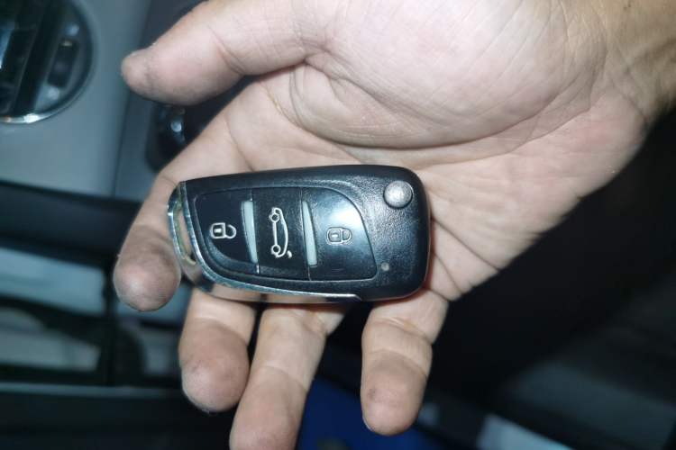 Used Chevrolet Cruze 2013 1.6L SL Grand Edition Automatic Vehicle Key