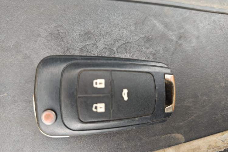 Used Chevrolet Cruze 2013 Hatchback 1.6T Automatic Flagship Model Vehicle Key