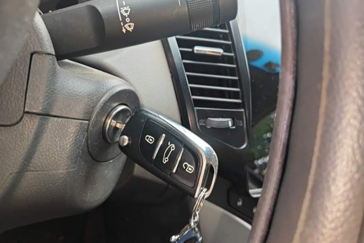 Used Chevrolet Cruze 2013 1.6L SL Grand Edition Automatic Vehicle Key
