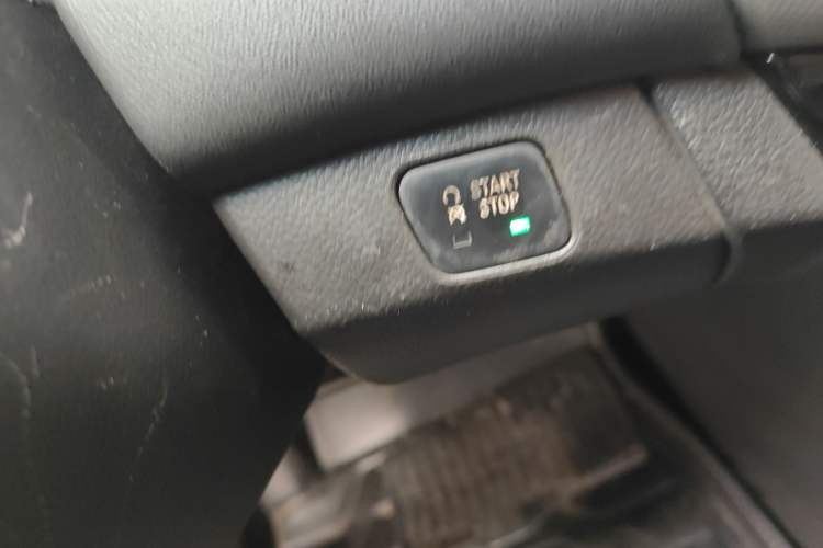 Used Chevrolet Cruze 2013 1.8L SX AT Vehicle Key