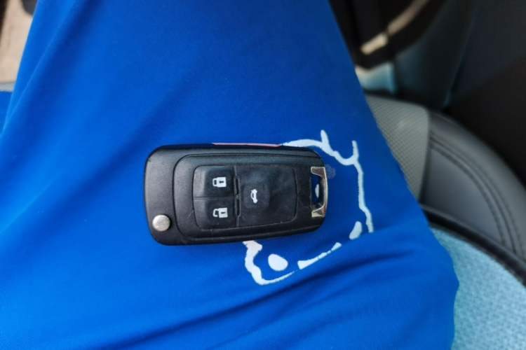 Used Chevrolet Cruze 2013 1.8L SE AT Vehicle Key