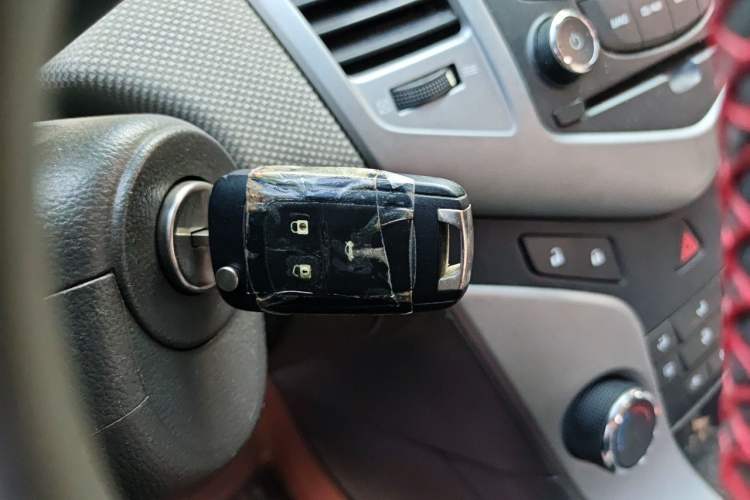Used Chevrolet Cruze 2013 1.8L SE AT Vehicle Key