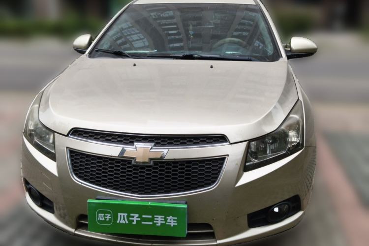 Used Chevrolet Cruze 2013 1.6L SE MT Front
