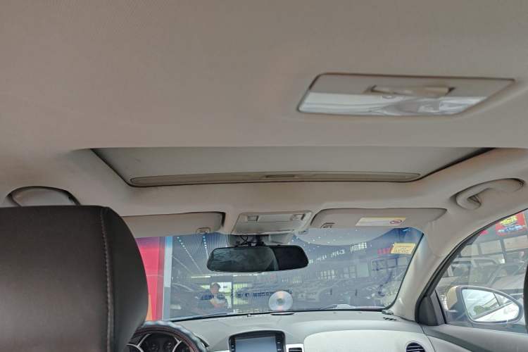 Used Chevrolet Cruze 2013 1.6L SE MT Headliner