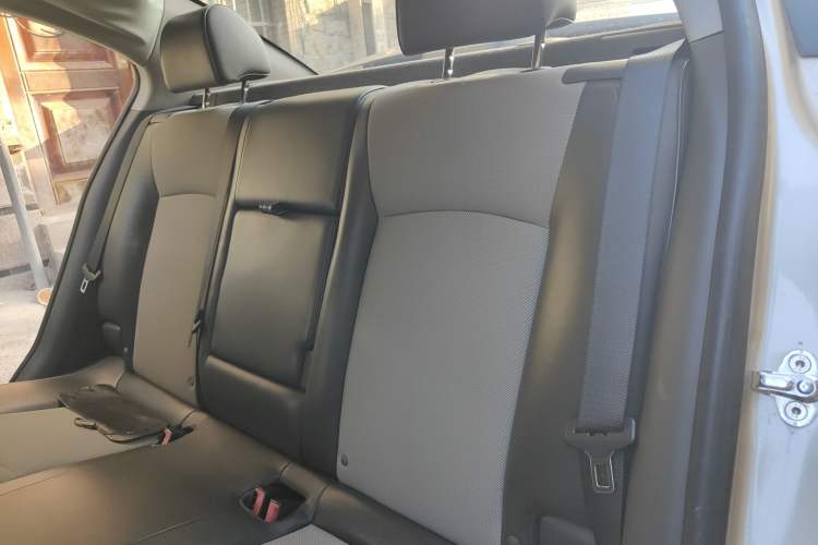 Used Chevrolet Cruze 2013 1.6L SE MT Left Rear Seat
