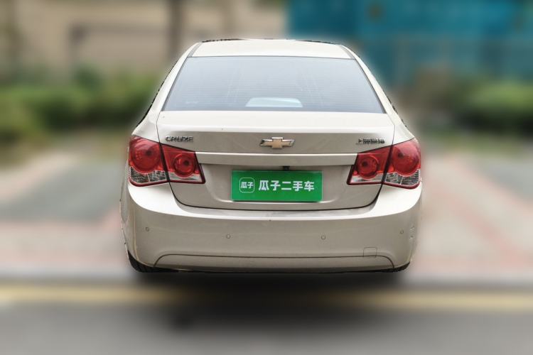 Used Chevrolet Cruze 2013 1.6L SE MT Rear