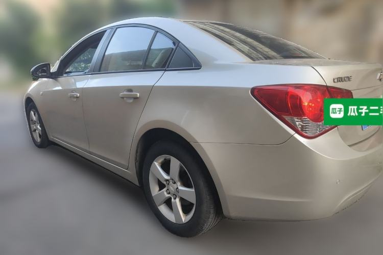 Used Chevrolet Cruze 2013 1.6L SE MT Rear Left 45 Deg