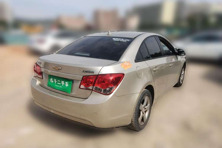 Used Chevrolet Cruze 2013 1.8L SE AT Rear Right 45 Deg