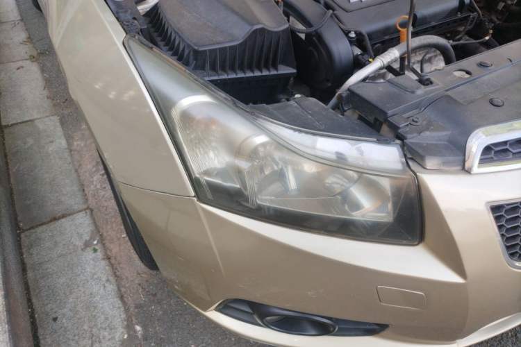 Used Chevrolet Cruze 2013 1.6L SE AT Right Front Headlight