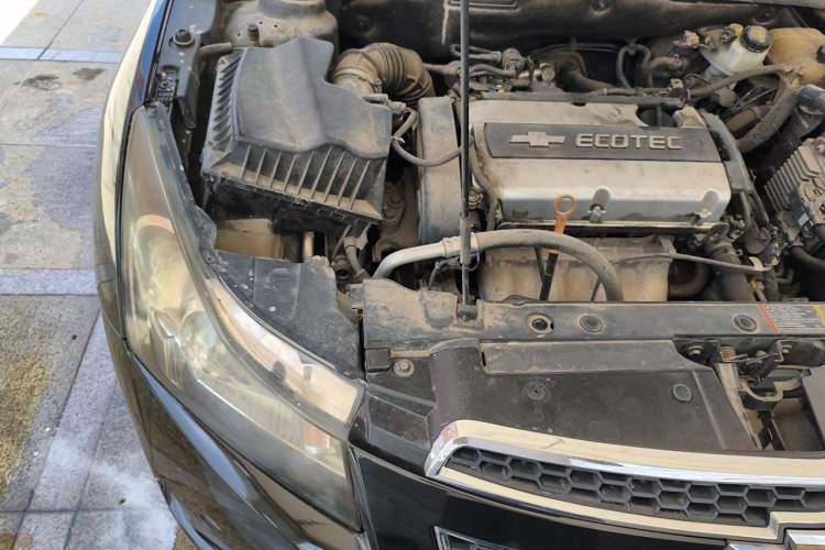 Used Chevrolet Cruze 2014 1.6L SL Millionth Anniversary Edition AT Engine Bay Right