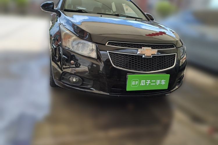 Used Chevrolet Cruze 2014 1.6L SL Millionth Anniversary Edition AT Front Right 45 Deg
