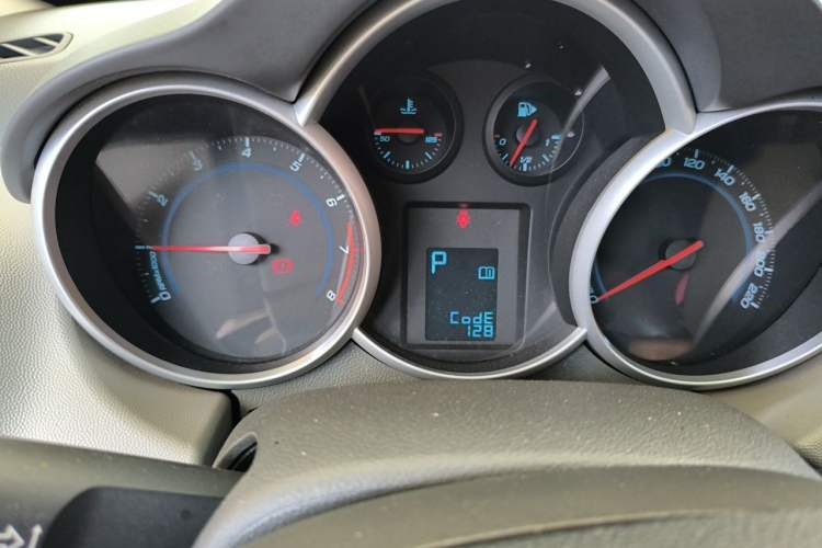 Used Chevrolet Cruze 2014 1.6L SL Millionth Anniversary Edition AT Instrument Cluster