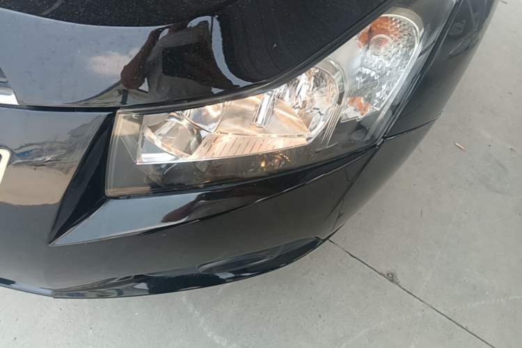 Used Chevrolet Cruze 2014 1.6L SL Millionth Anniversary Edition AT Left Front Headlight