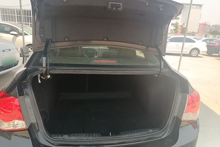 Used Chevrolet Cruze 2014 1.6L SL Millionth Anniversary Edition AT Trunk
