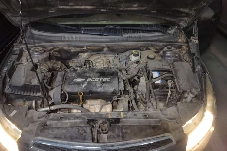 Used Chevrolet Cruze 2014 1.6L SL Millionth Anniversary Edition MT Engine Bay