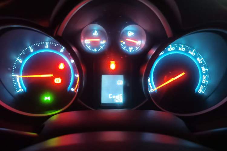 Used Chevrolet Cruze 2014 1.6L SL Millionth Anniversary Edition MT Instrument Cluster