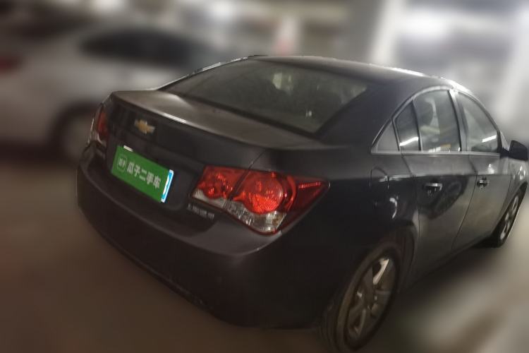 Used Chevrolet Cruze 2014 1.6L SL Millionth Anniversary Edition MT Rear Right 45 Deg