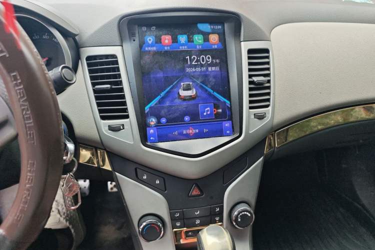 Used Chevrolet Cruze 2014 1.6L SL Millionth Anniversary Edition AT Audio And AC Panel