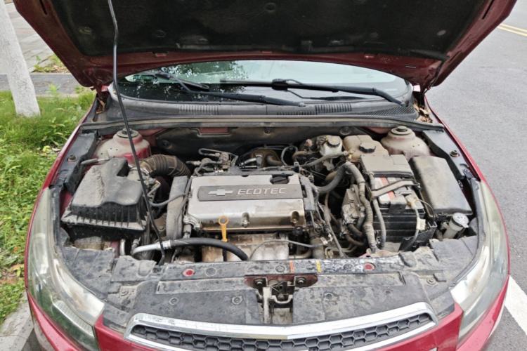 Used Chevrolet Cruze 2014 1.6L SL Millionth Anniversary Edition AT Engine Bay