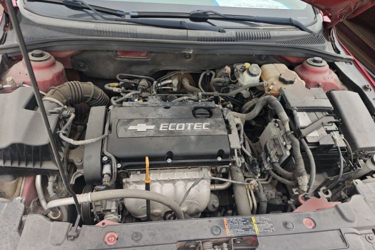 Used Chevrolet Cruze 2014 1.6L SL Millionth Anniversary Edition AT Engine Bay