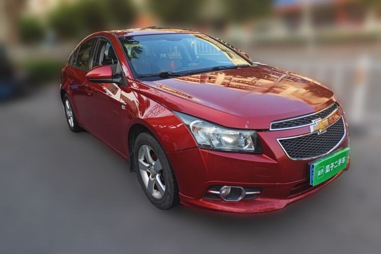 Used Chevrolet Cruze 2014 1.6L SL Millionth Anniversary Edition AT Front Right 45 Deg