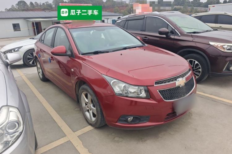 Used Chevrolet Cruze 2014 1.6L SL Millionth Anniversary Edition AT Front Right 45 Deg