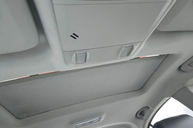 Used Chevrolet Cruze 2014 1.6L SL Millionth Anniversary Edition AT Headliner