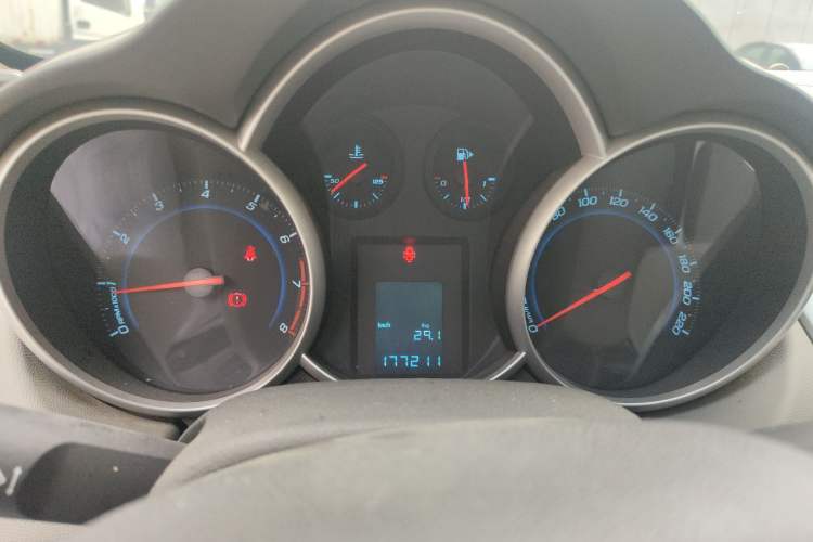 Used Chevrolet Cruze 2014 1.6L SL Millionth Anniversary Edition MT Instrument Cluster