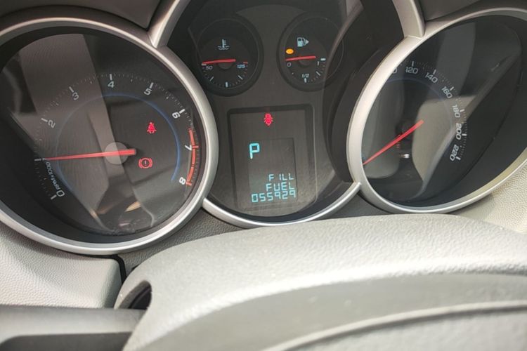 Used Chevrolet Cruze 2014 1.6L SL Millionth Anniversary Edition AT Instrument Cluster