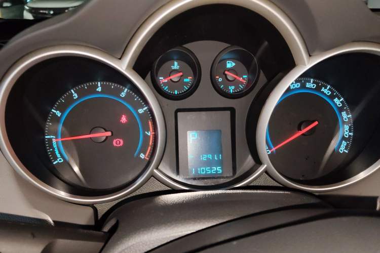 Used Chevrolet Cruze 2014 1.6L SL Millionth Anniversary Edition AT Instrument Cluster