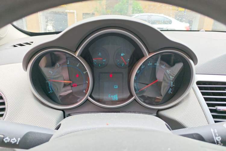 Used Chevrolet Cruze 2014 1.6L SL Millionth Anniversary Edition MT Instrument Cluster