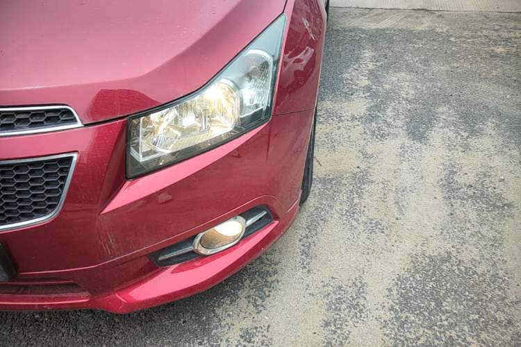 Used Chevrolet Cruze 2014 1.6L SL Millionth Anniversary Edition AT Left Front Headlight