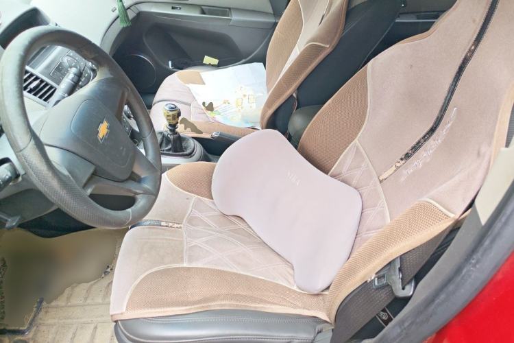 Used Chevrolet Cruze 2014 1.6L SL Millionth Anniversary Edition MT Left Front Seat
