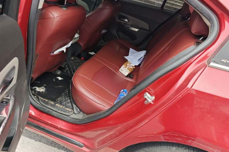 Used Chevrolet Cruze 2014 1.6L SL Millionth Anniversary Edition AT Left Rear Seat