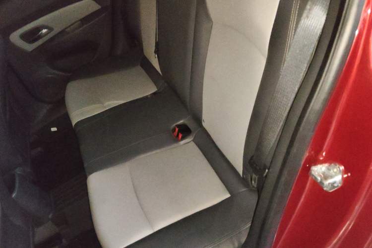 Used Chevrolet Cruze 2014 1.6L SL Millionth Anniversary Edition AT Left Rear Seat