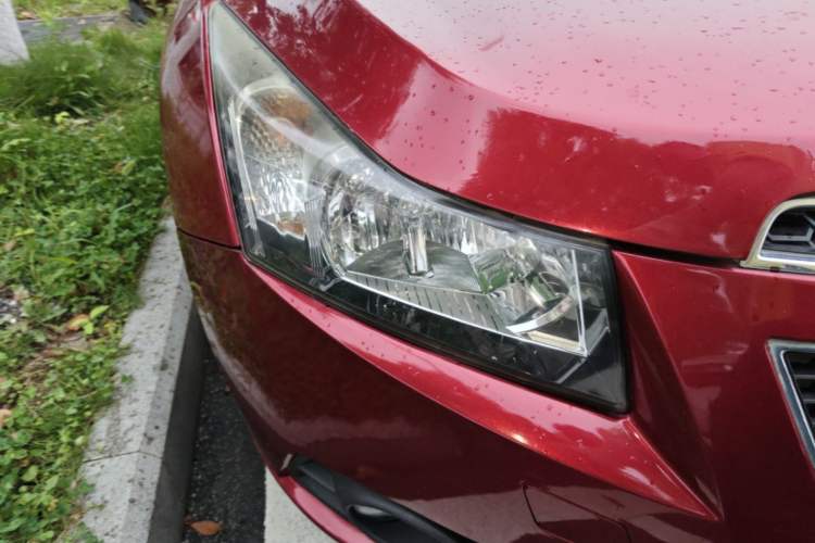 Used Chevrolet Cruze 2014 1.6L SL Millionth Anniversary Edition AT Right Front Headlight