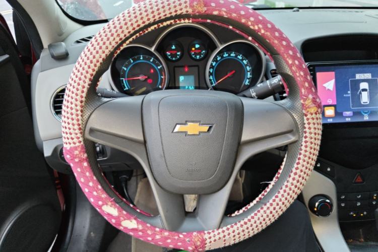 Used Chevrolet Cruze 2014 1.6L SL Millionth Anniversary Edition AT Steering Wheel