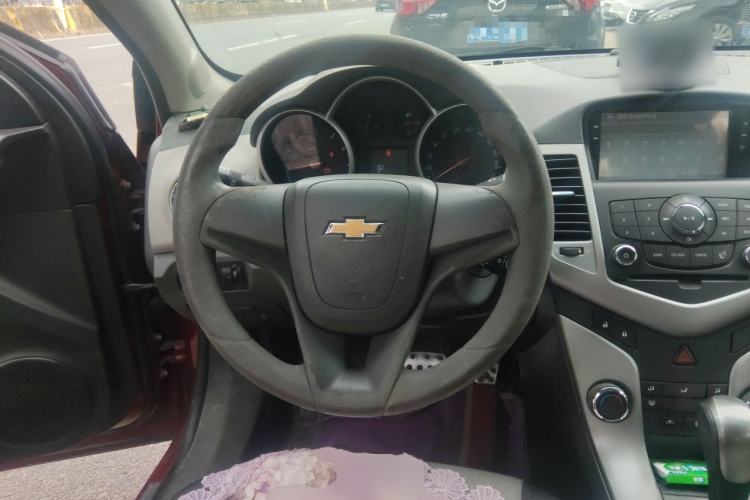 Used Chevrolet Cruze 2014 1.6L SL Millionth Anniversary Edition AT Steering Wheel
