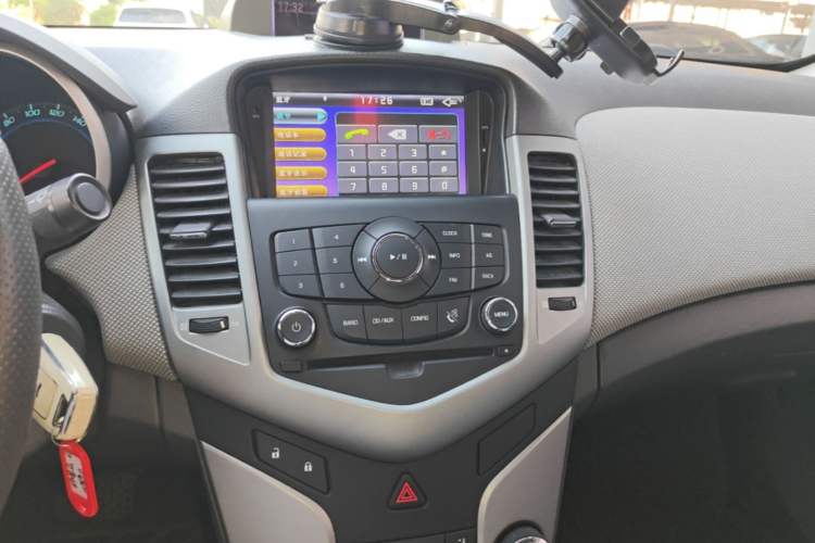 Used Chevrolet Cruze 2014 1.6L SL Millionth Anniversary Edition AT Audio And AC Panel
