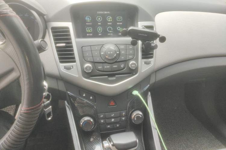 Used Chevrolet Cruze 2014 1.6L SL Millionth Anniversary Edition AT Audio And AC Panel