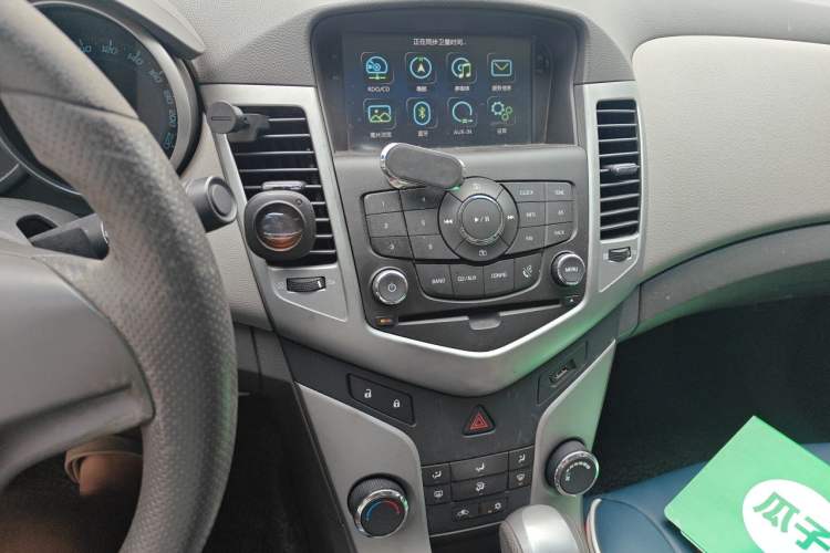 Used Chevrolet Cruze 2014 1.6L SL Millionth Anniversary Edition AT Audio And AC Panel